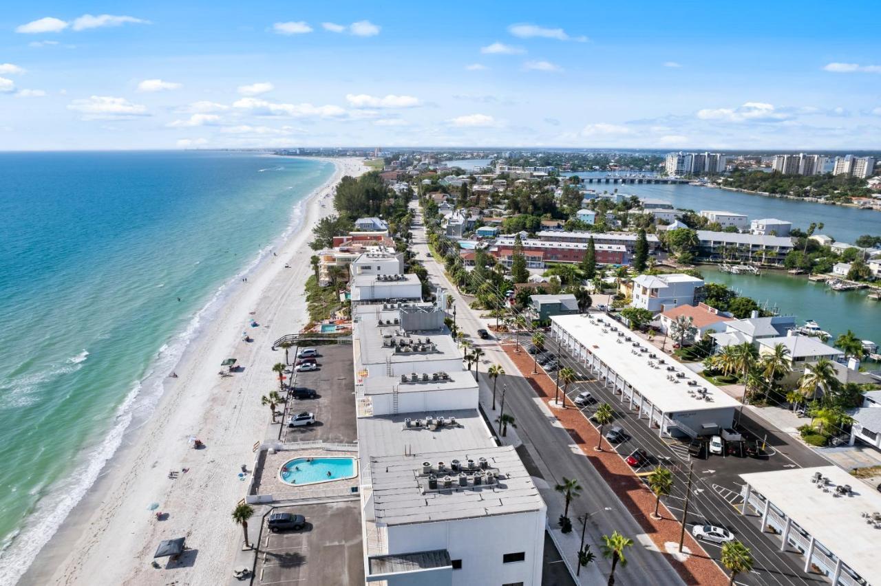 Funshine Sunset Beach St. Pete Beach Esterno foto